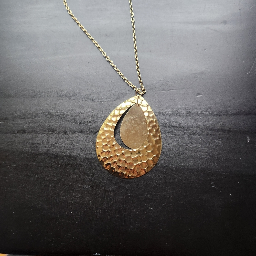 Hammered Gold Teardrop Necklace - Picture 5 of 5